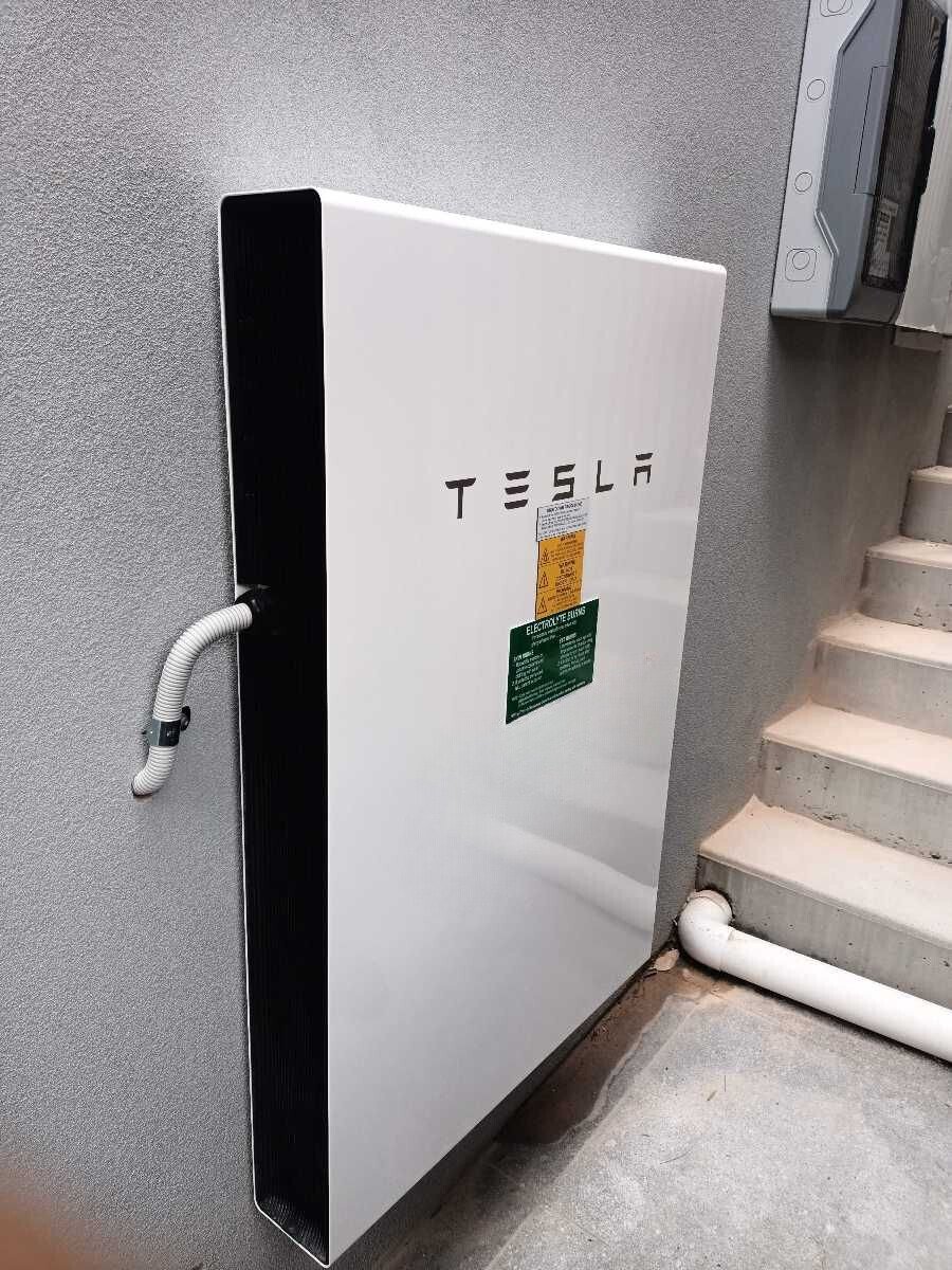 Tesla battery 2